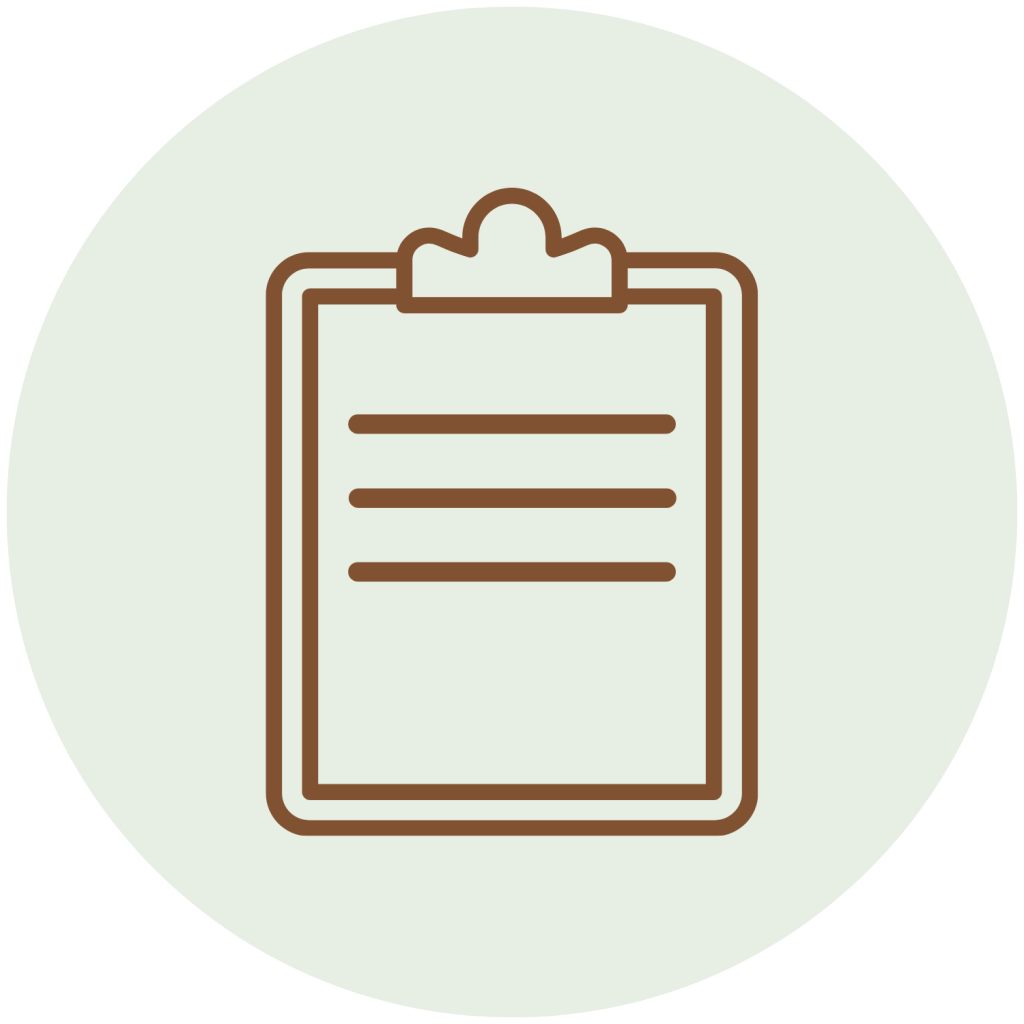 A chart with three lines icon, centered in a light green circle.